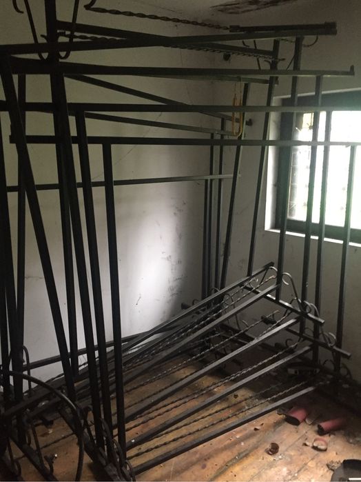 Stojaki /regały na ubrania/ profile