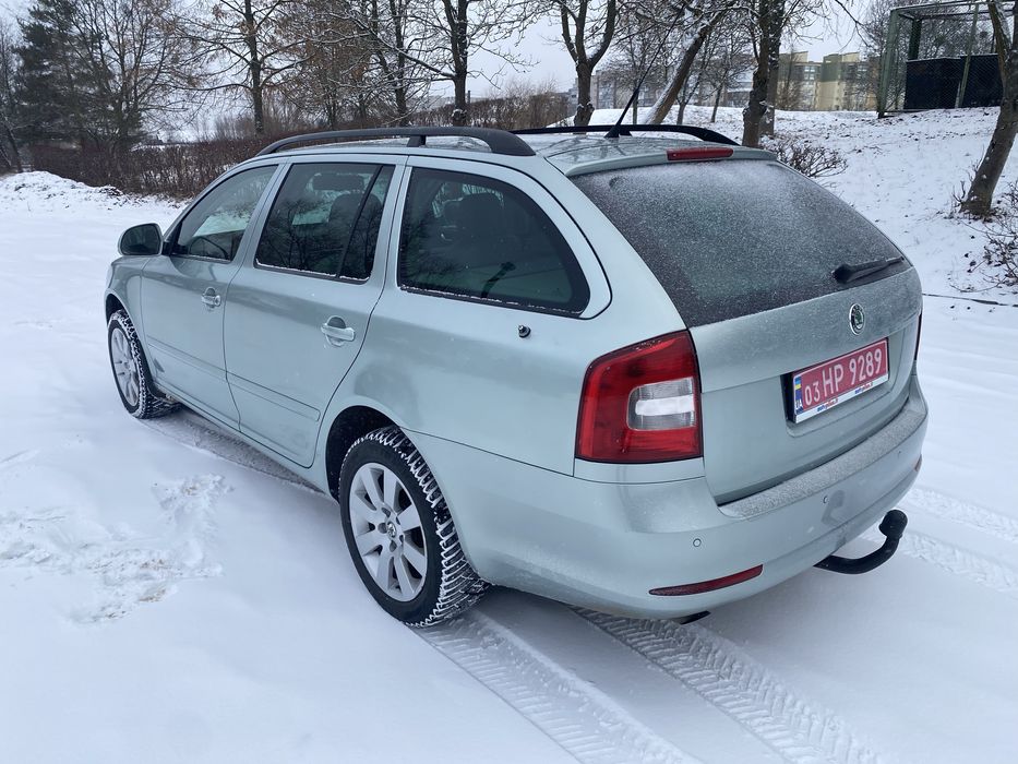Автомобіль skoda octavia