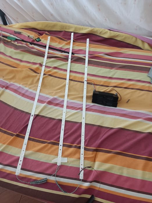 Tv Toshiba   é negociável