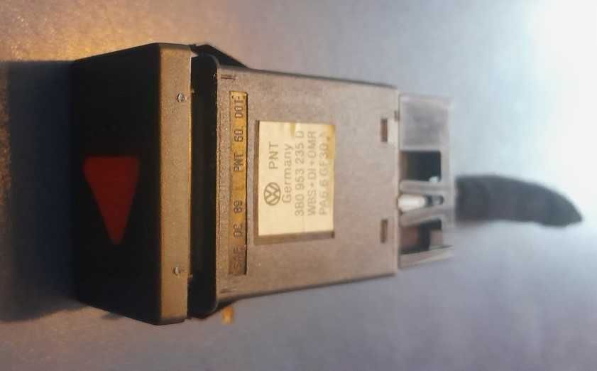 Przełącznik awaryjnych Vw Passat B5 Golf 4 Seat Leon Sharan Audi 80 B4