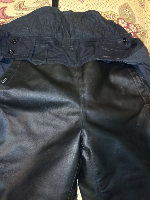 Продам шкіряні байкерські штани для катання на мотоциклі