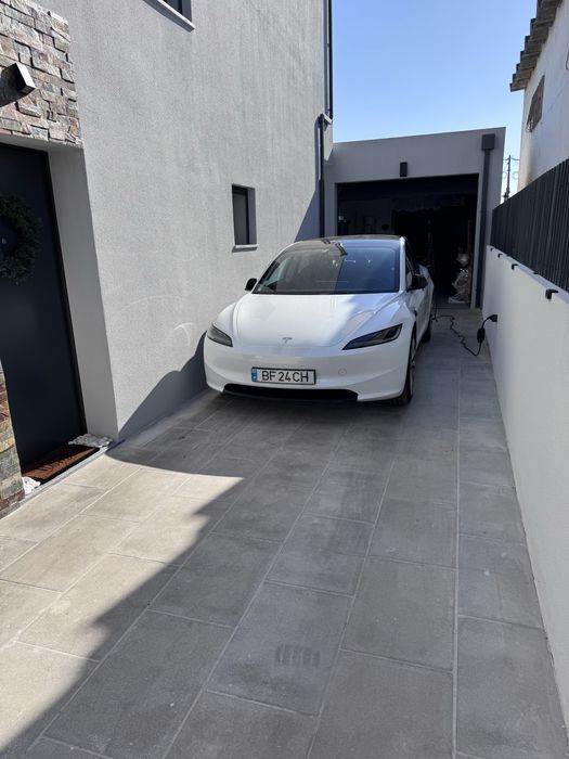 Tesla model 3 Highland SR