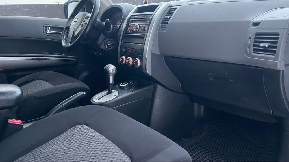 Nissan X-trail 2.0 avtomat 2008р