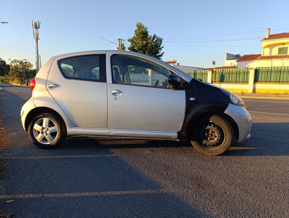 Vendo Toyota Aygo 1.0 gasolina 2007