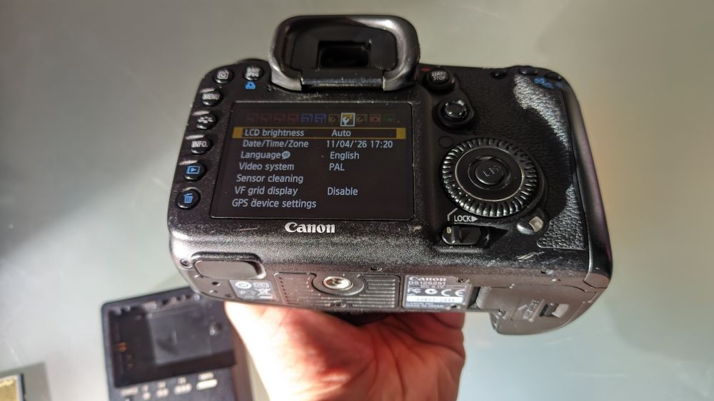 Canon 7D + Objetiva 24mm 2.8 STM avariada