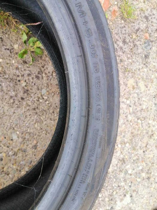 Шини 235/40 R19  M+S 19рік4шт,  2шт-450грн/1шт; 2шт-2200грн/1шт