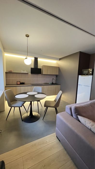 Тополя 1 2 кімнатна квартира LUX подобово