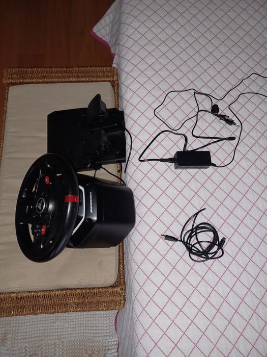 Volante thrustmaster T128