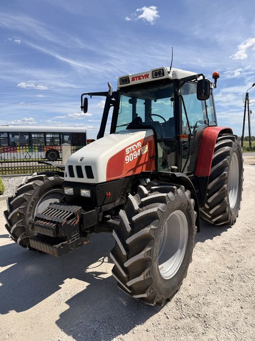 Ciagnik rolniczy Steyr 9094 sprowadzony