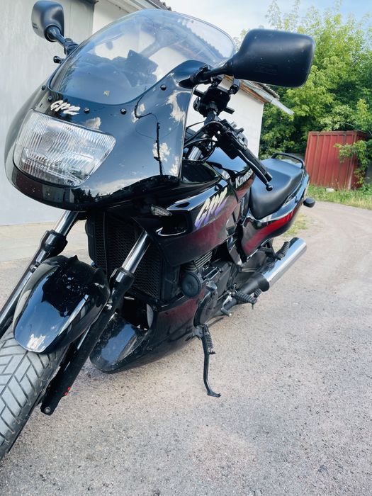 Kawasaki gpz500s