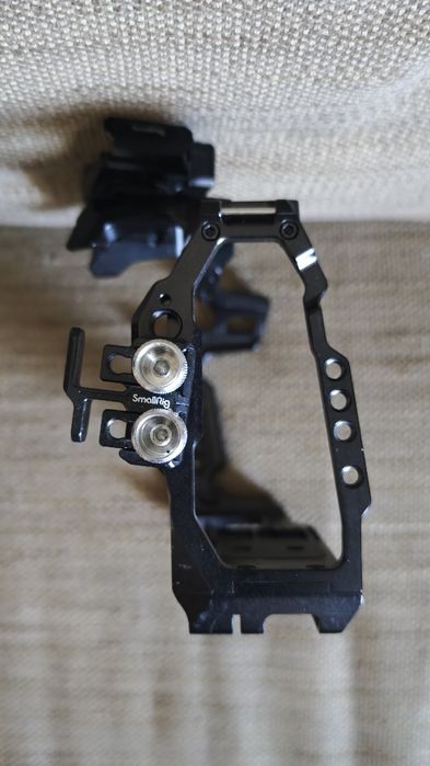 SmallRig Cage BMPCC 6K Pro + 2 acessórios