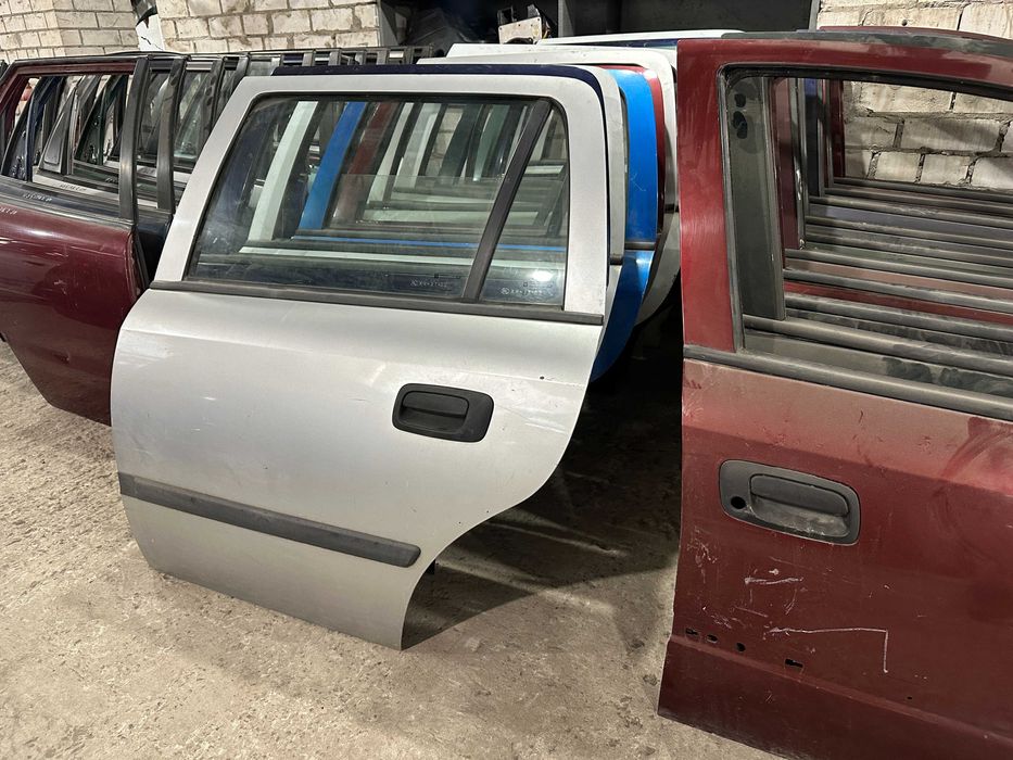 Дверь задняя левая OPEL ASTRA G Универсал разные цвета