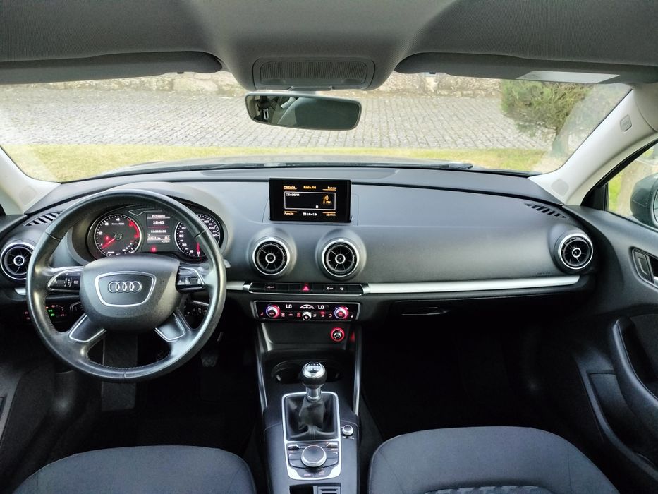 Audi A3 Sportback Advance ( Nacional)