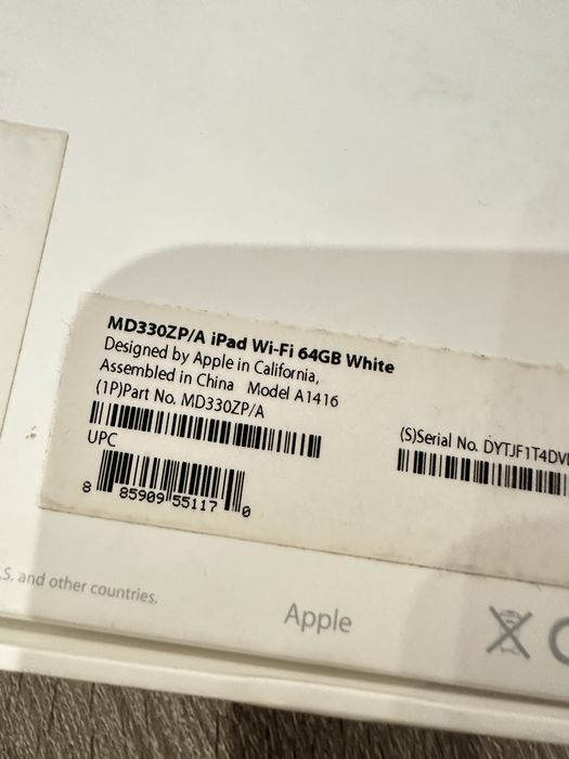 Apple iPad (3-го поколения) Wi-Fi 64GB White