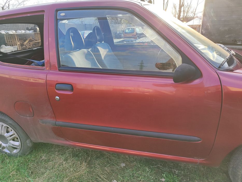 Drzwi prawe Seicento kod lakieru 132f