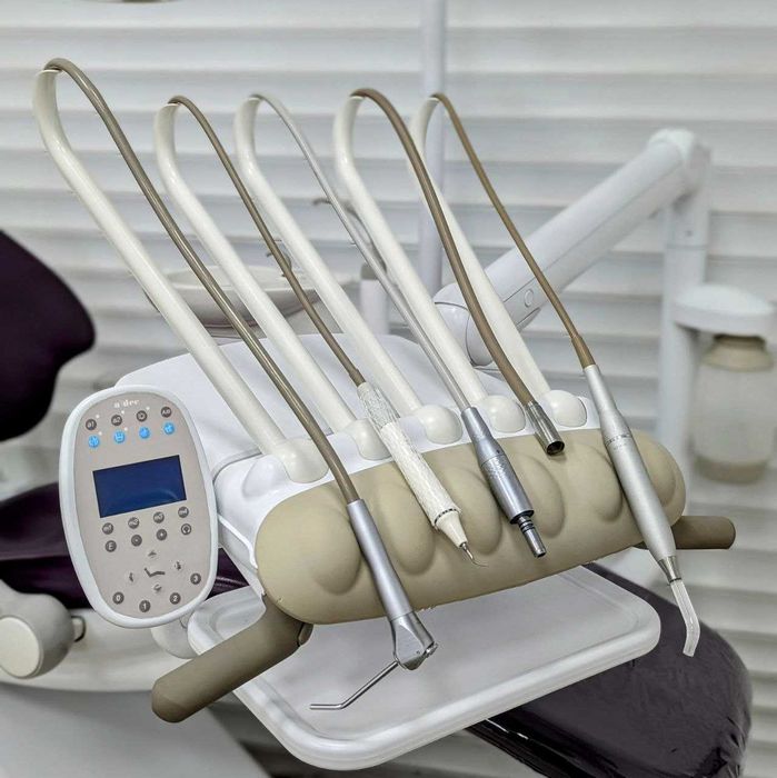 Стоматологічна установка A-Dec 500