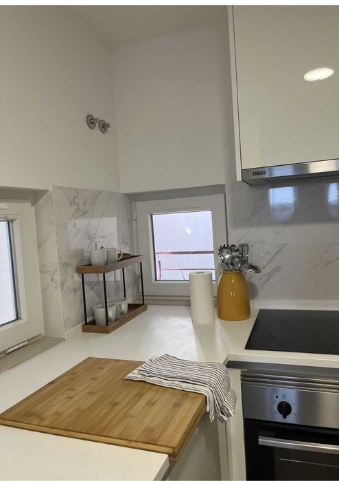Arrenda-se Apartamento T1 em Sesimbra - Professores