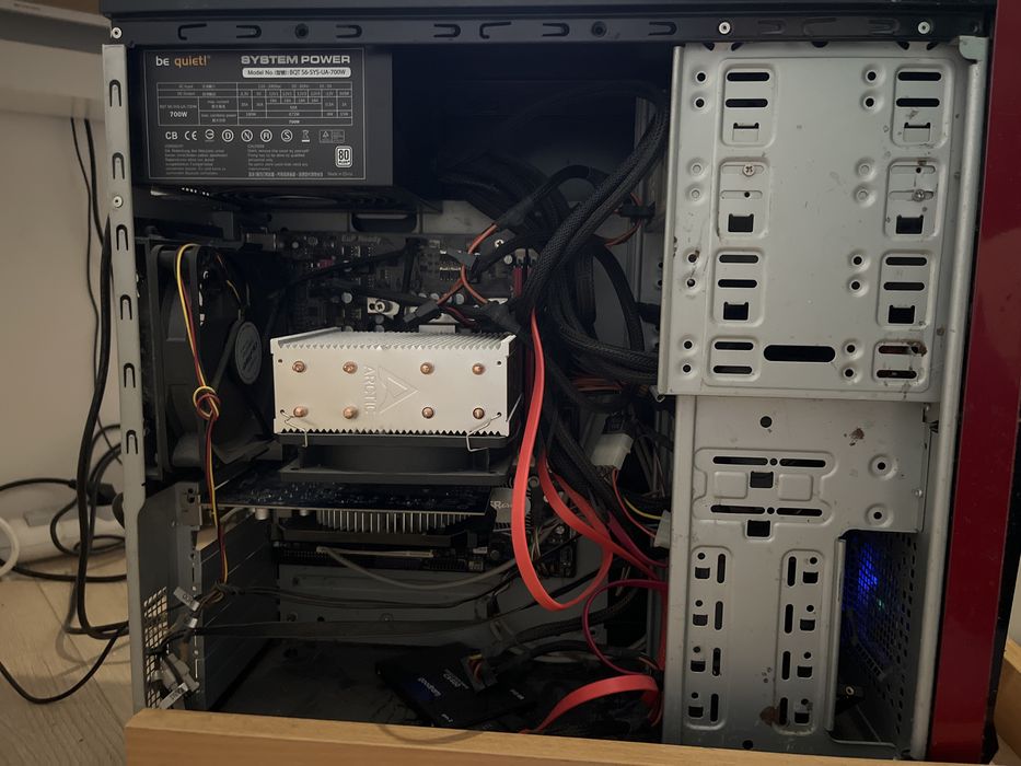 Komputer stacjonarny i7/8gb ramu