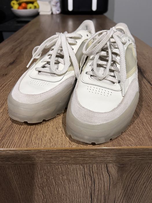 Кросівки колаборація Reebok & CardiB 38 розмір