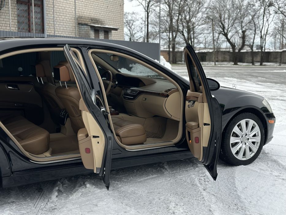 Продам Mercedes s class W221 4 matic в идеальном состоянии