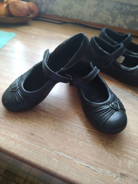 Продам взутя для дівчинки