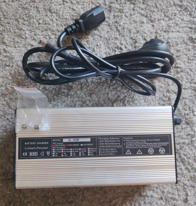 Carregador 84V 3A para Baterias de Lítio – NOVO e na Caixa!