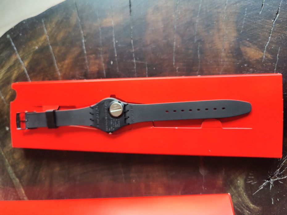 Zegarek Swatch Originals Medium SO28B704 Sir Red