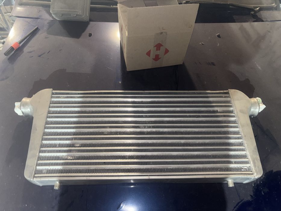 Продам інтеркулер та силіконові патрубки