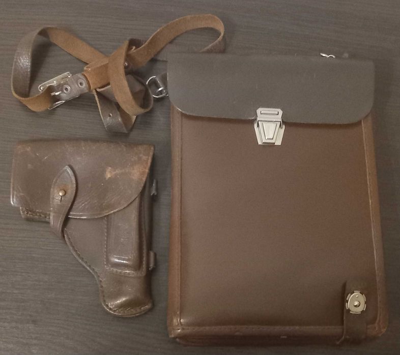 Польова шкіряна сумка