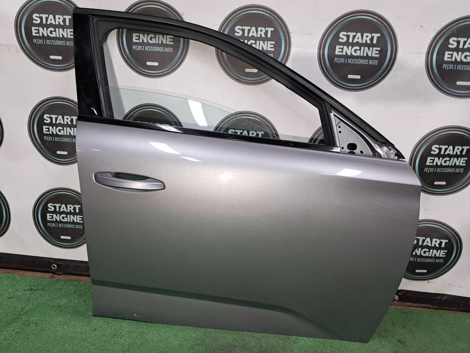 Porta Peugeot 308 III T10 frente direita