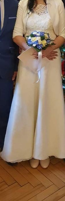 Suknia ślubna ecru