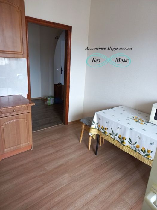 Оренда 1к Квартири вул. Рейгана 42