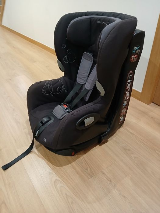 Cadeira Auto Bébé Confort AXISS Grupo 1 (9-18kg)