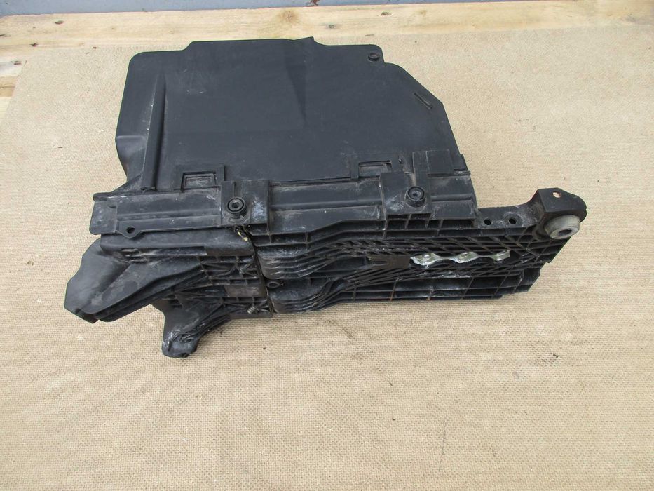 Podstawa osłona obudowa akumulatora FORD MONDEO MK4