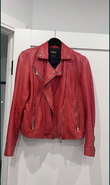 Продам новую женскую куртку косуху из натуральной кожи