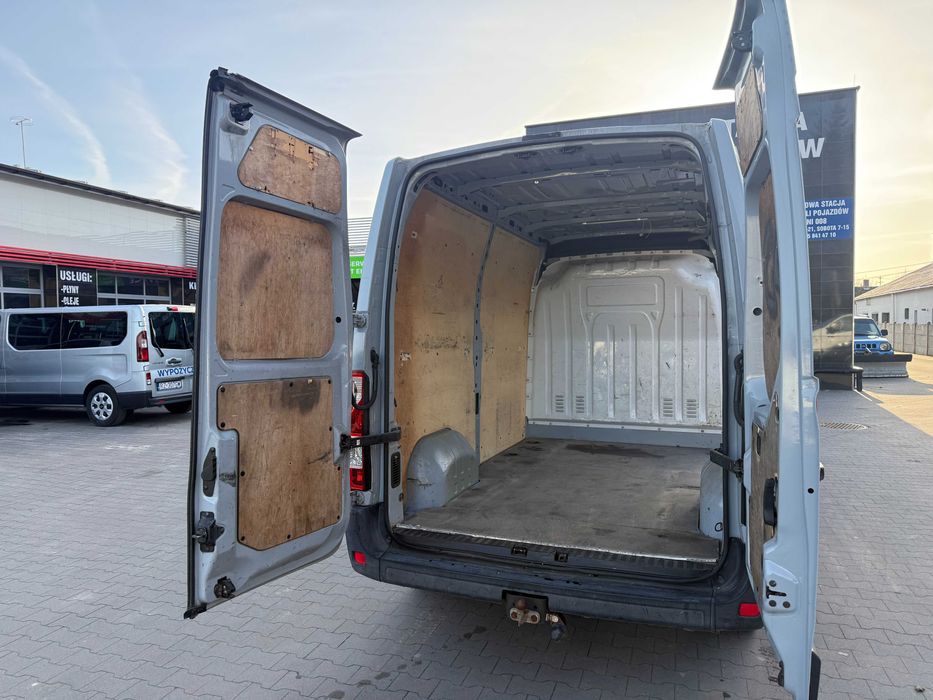 Wypożycz bus dostawczy