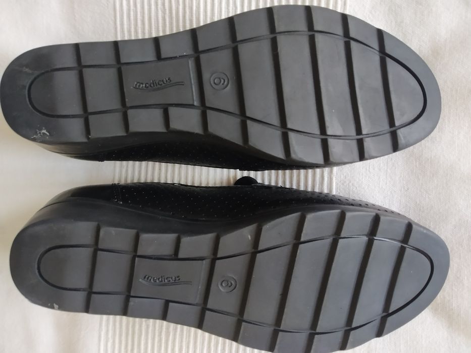 Buty skórzane NOWE damskie czarne/ mokasyny MEDICUS rozm.39