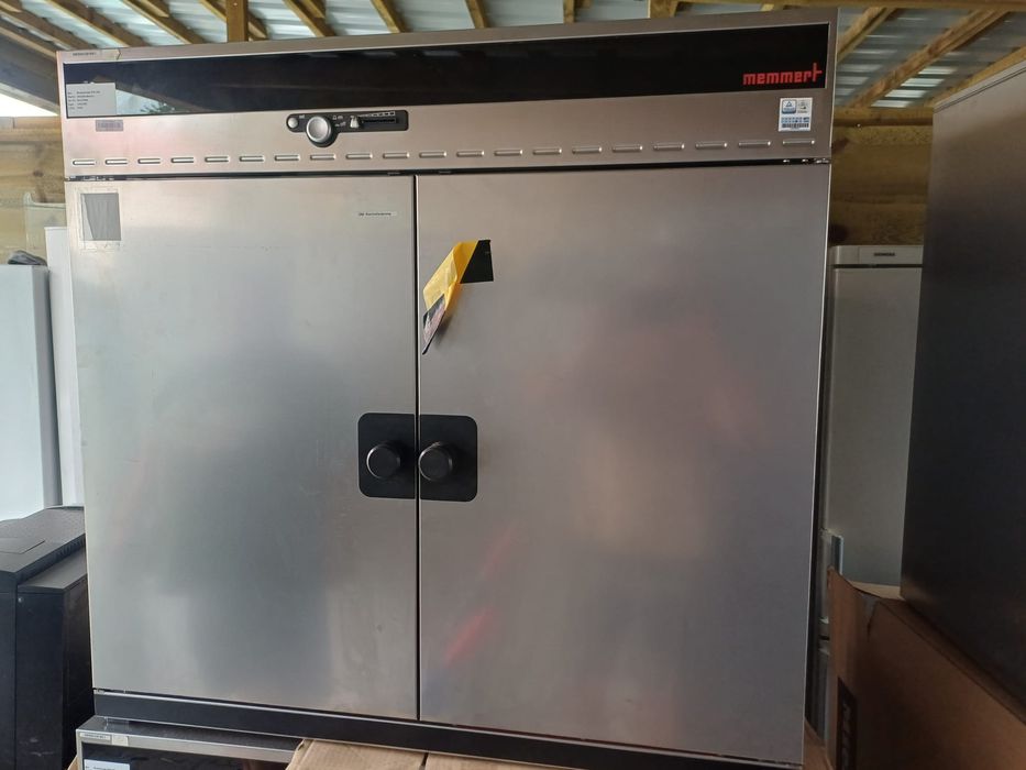 Inkubator cieplarka Memmert INE600