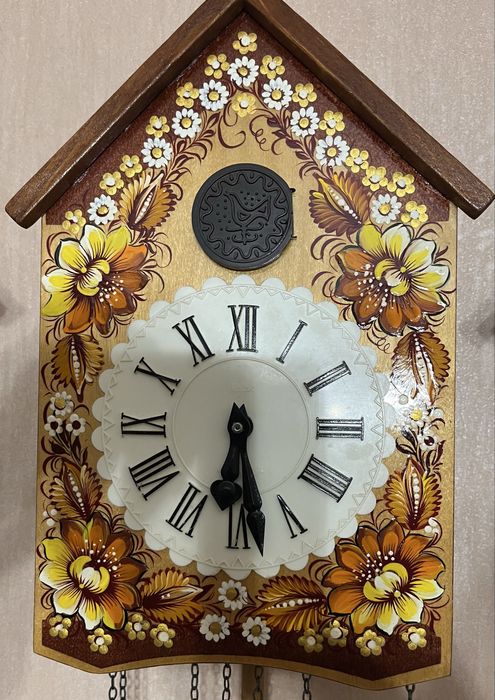 Годинник з зозулею (часы с кукушкой).