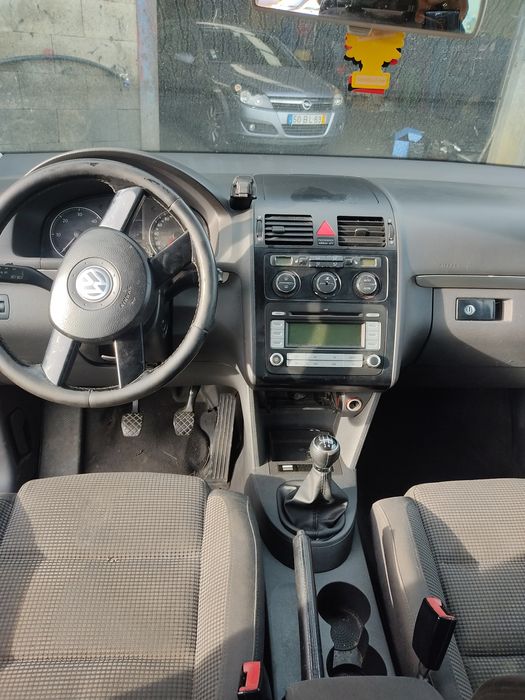 Peças VW Touran Motor AZV, caixa de 6, frente completa, airbags, trás