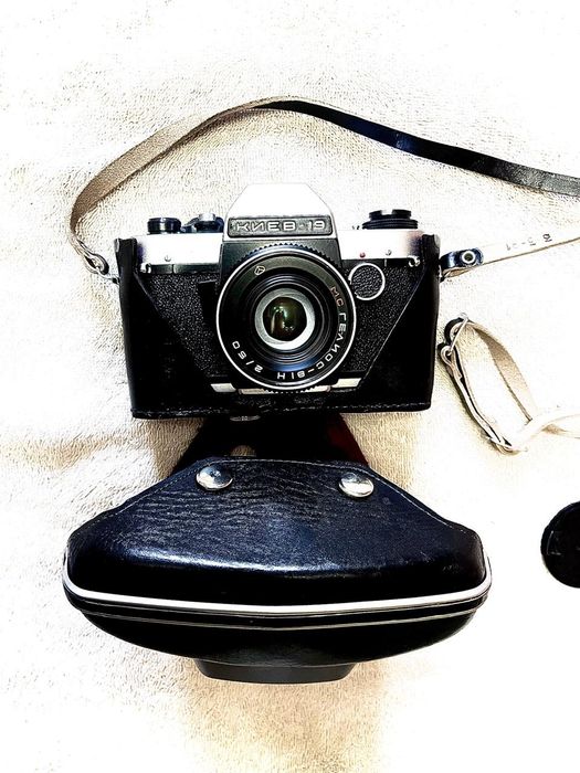 Фотоапарат КИІВ -19 з  обєктивом ГЕЛІОС -81Н  новий  1991 рік  СССР