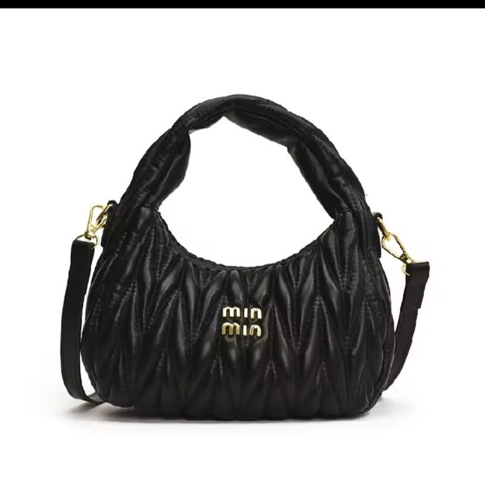 Сумка багет miu miu у кольорах