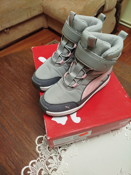 Черевики для дівчинки Puma