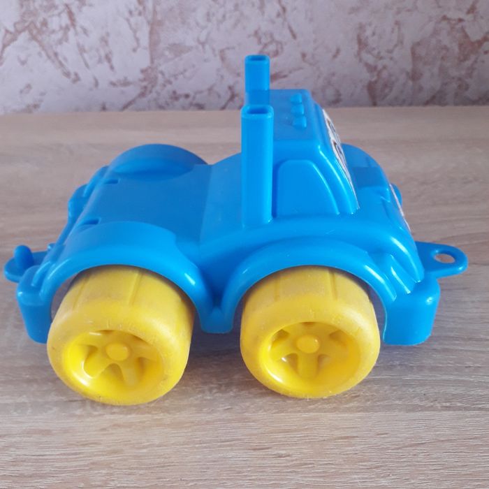 Игрушки машинки .