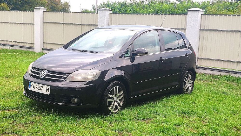 Продам Volkswagen Golf 5 Plus