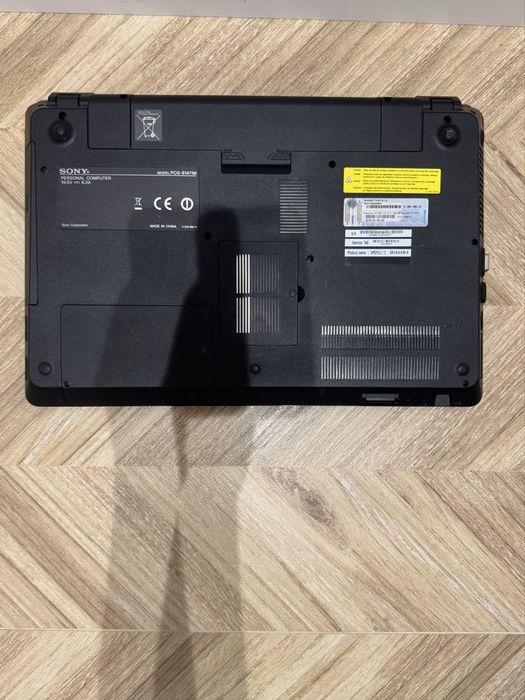 Laptop Sony Vaio PCG-81411M bardzo dobry stan SSD Win10 ładowarka