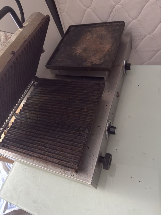 Torradeira e prensa chapa profissinal