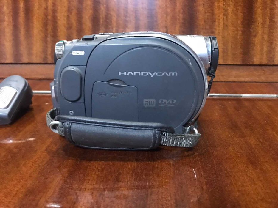 Відеокамера sony dcr dvd 305