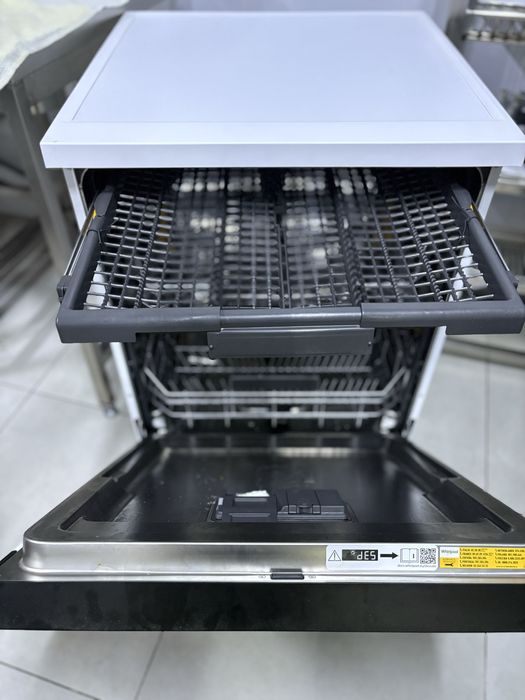 Посудомийна мишина посудомийка whirlpool w7f hs31