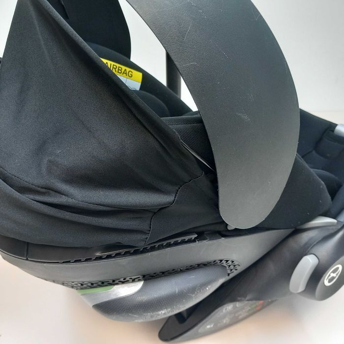 Fotelik samochodowy łupina CYBEX Cloud G Moon Black + G mocno używane